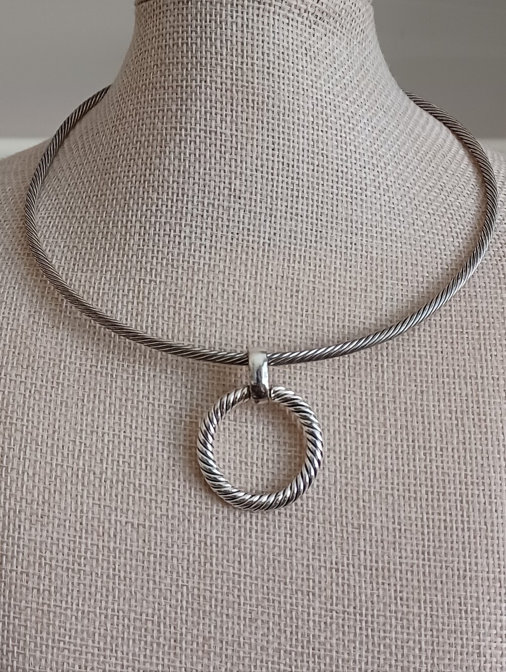 Talbots Signed Silver Tone Cable Collar Choker Circle Pendant Necklace